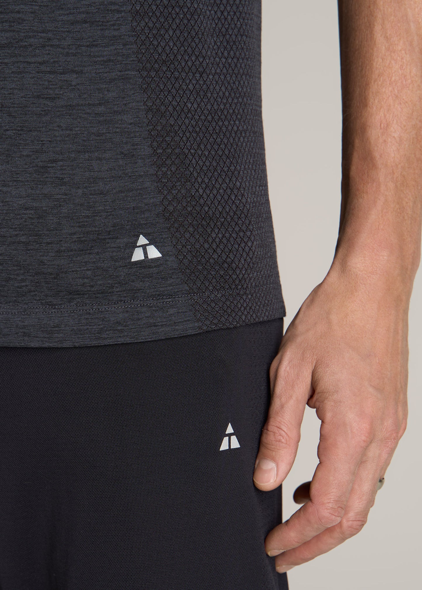 American-Tall-Men-AT-Performance-Engineered-Athletic-Tee-Charcoal-Mix-detail