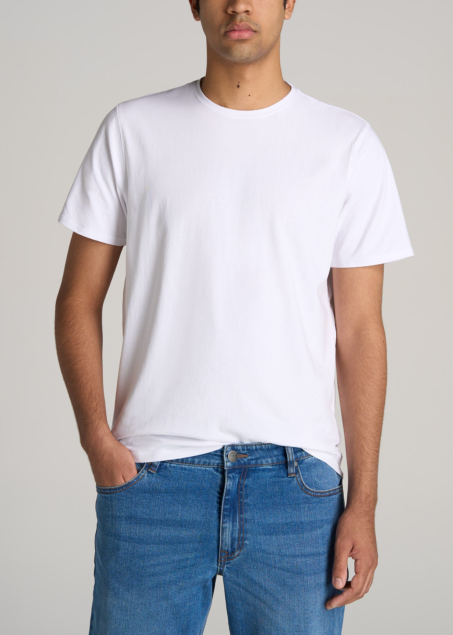    American-Tall-Men-Essentials-REGULAR-FIT-Crew-Neck-T-Shirt-White-front