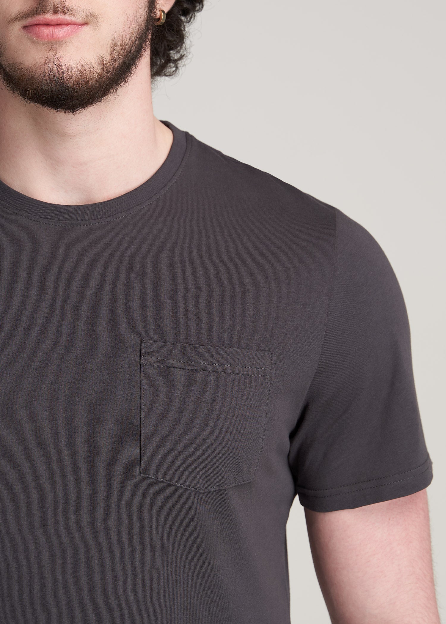    American-Tall-Men-Everyday-Pocket-Tee-Charcoal-detail
