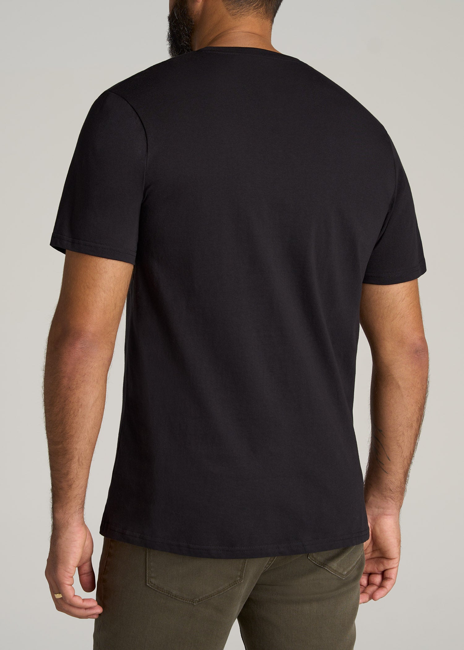    American-Tall-Men-Everyday-REGULAR-FIT-V-Neck-T-Shirt-Black-back