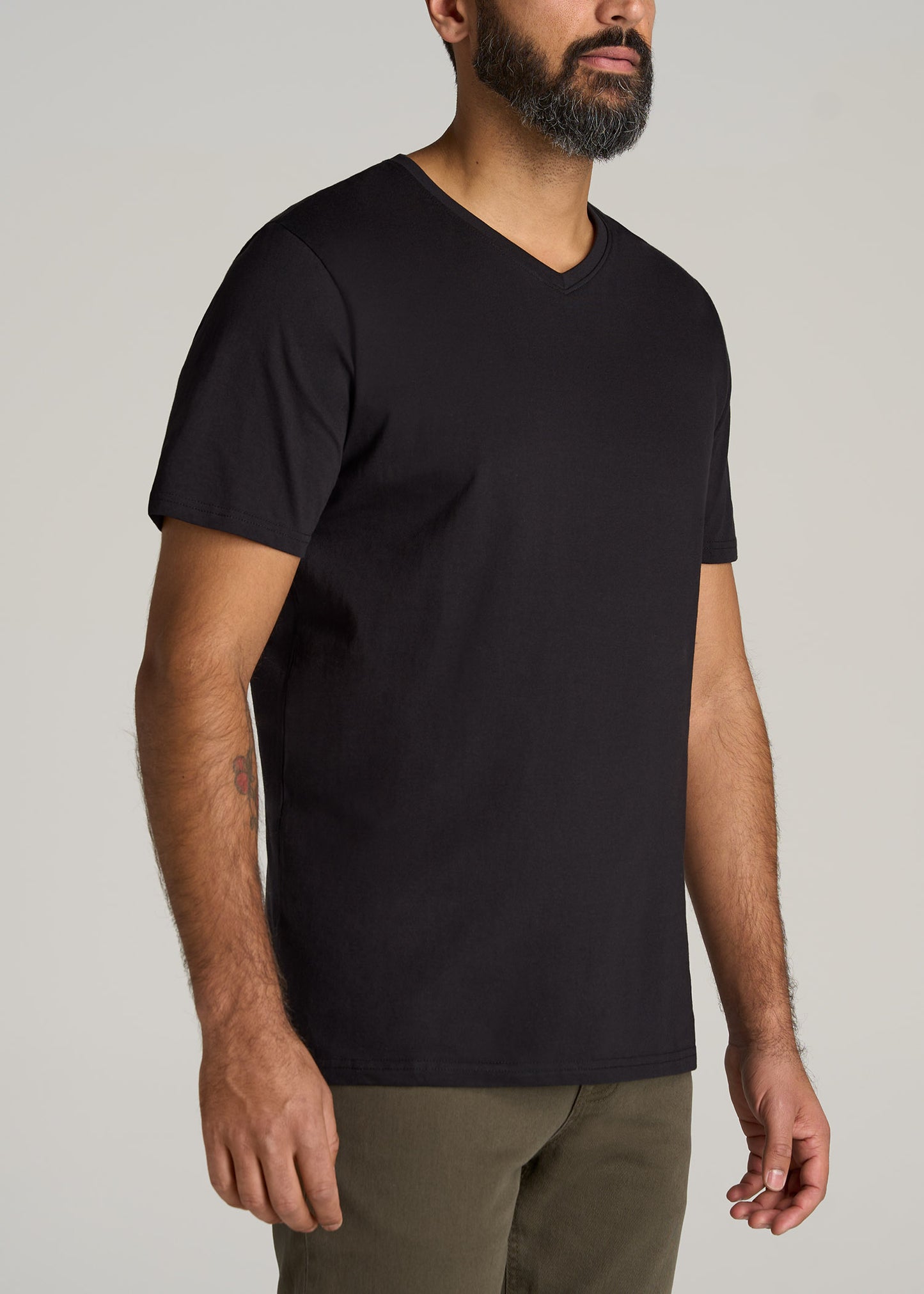     American-Tall-Men-Everyday-REGULAR-FIT-V-Neck-T-Shirt-Black-side