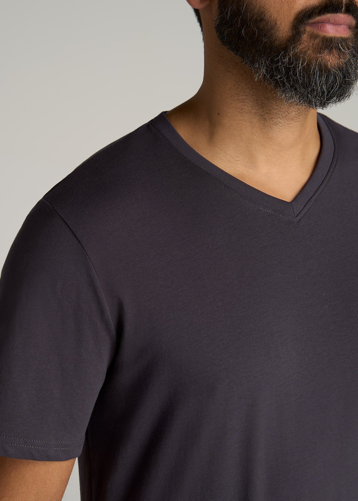     American-Tall-Men-Everyday-REGULAR-FIT-V-Neck-T-Shirt-Charcoal-detail