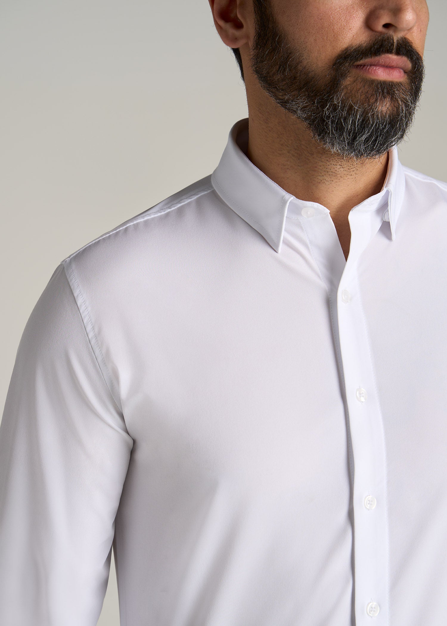 American-Tall-Men-Traveler-Stretch-Dress-Shirt-White-detail