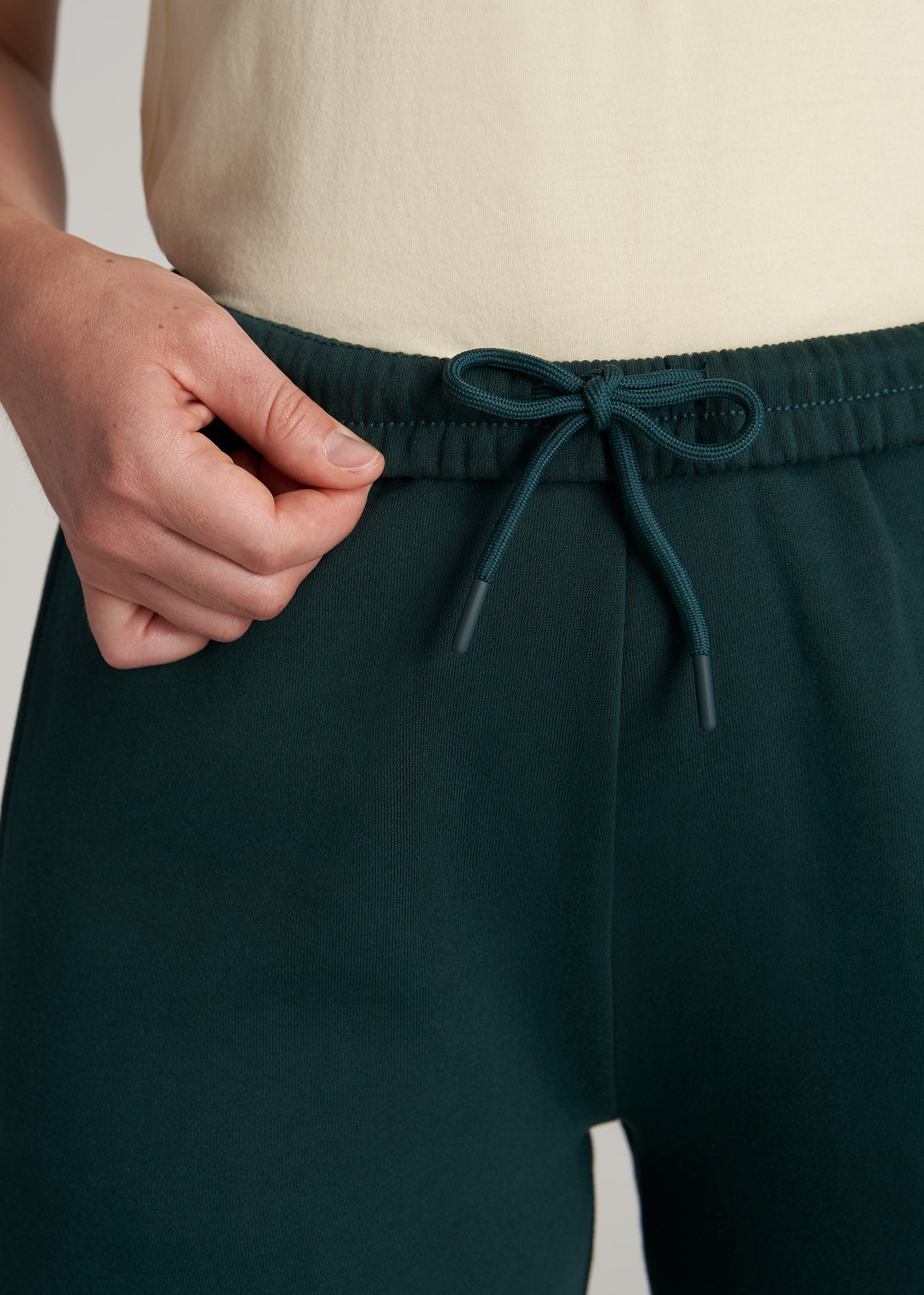    American-Tall-Women-WKND-Fleece-Relaxed-Sweatpants-Emerald-detail